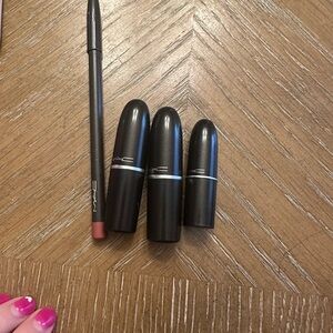 MAC Cosmetics Lipstick and Lip Liner Set - Black and Pink